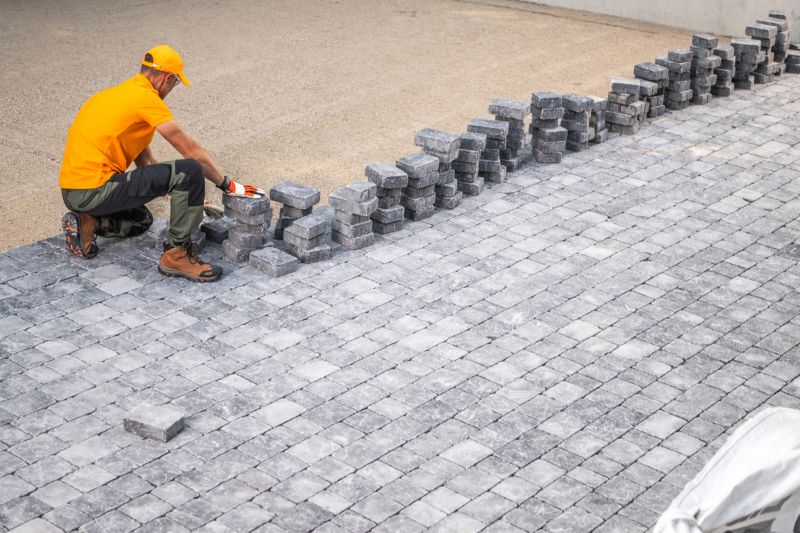 Paver pattern layout